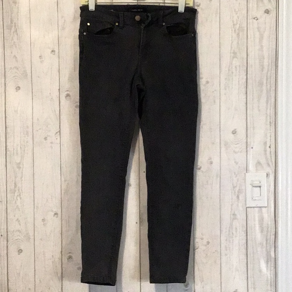 GUC Women’s 8 Grey Ivanka Trump Sculpting Super Stretch Jeans